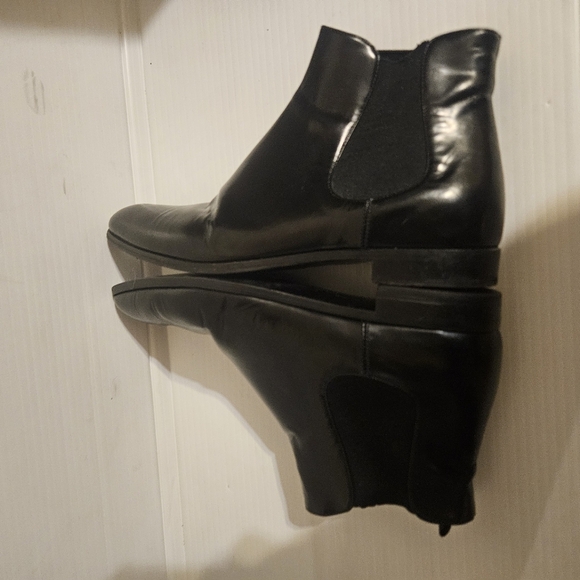 Prada Chelsea Boots Size 38/ 7,5 US - Picture 12 of 16